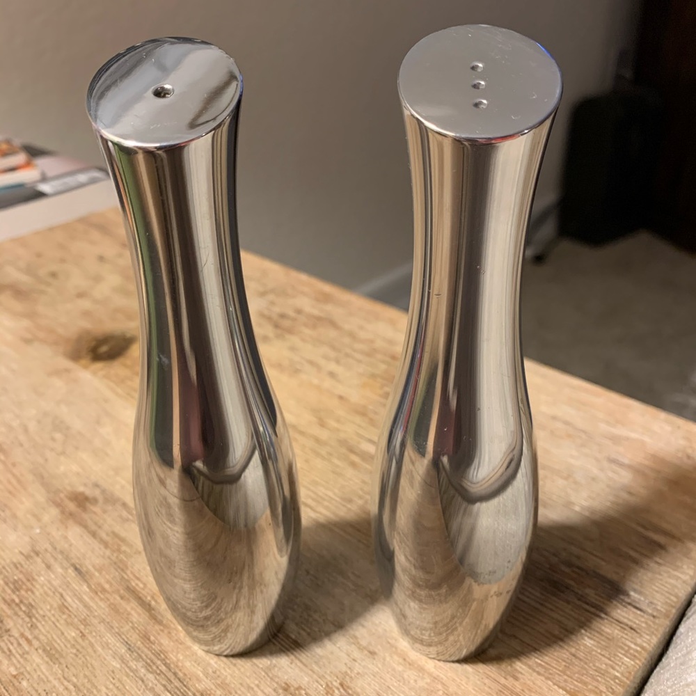 Nambe salt and pepper shaker